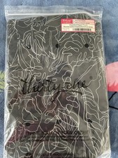 Thirty One insulated Zipper pouch In Linework Leaves Black Color Pattern NIB