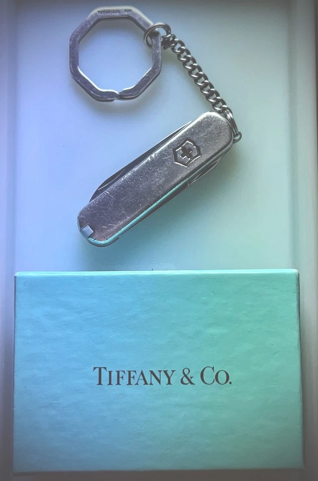 TIFFANY & CO 925 STERLING SILVER VICTORINOX CLASSIC SWISS ARMY POCKET KNIFE - Image 2 of 4