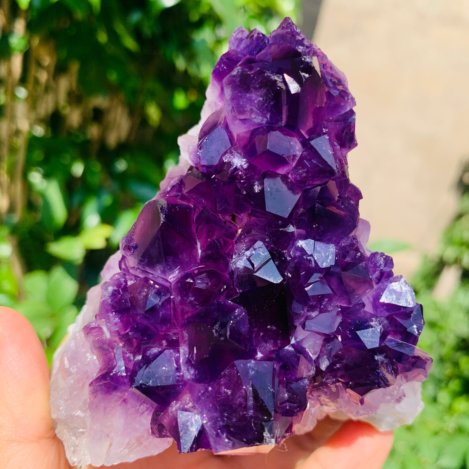 Natural Amethyst Geode Crystal Quartz Mineral Specimen 542g Energy Decor