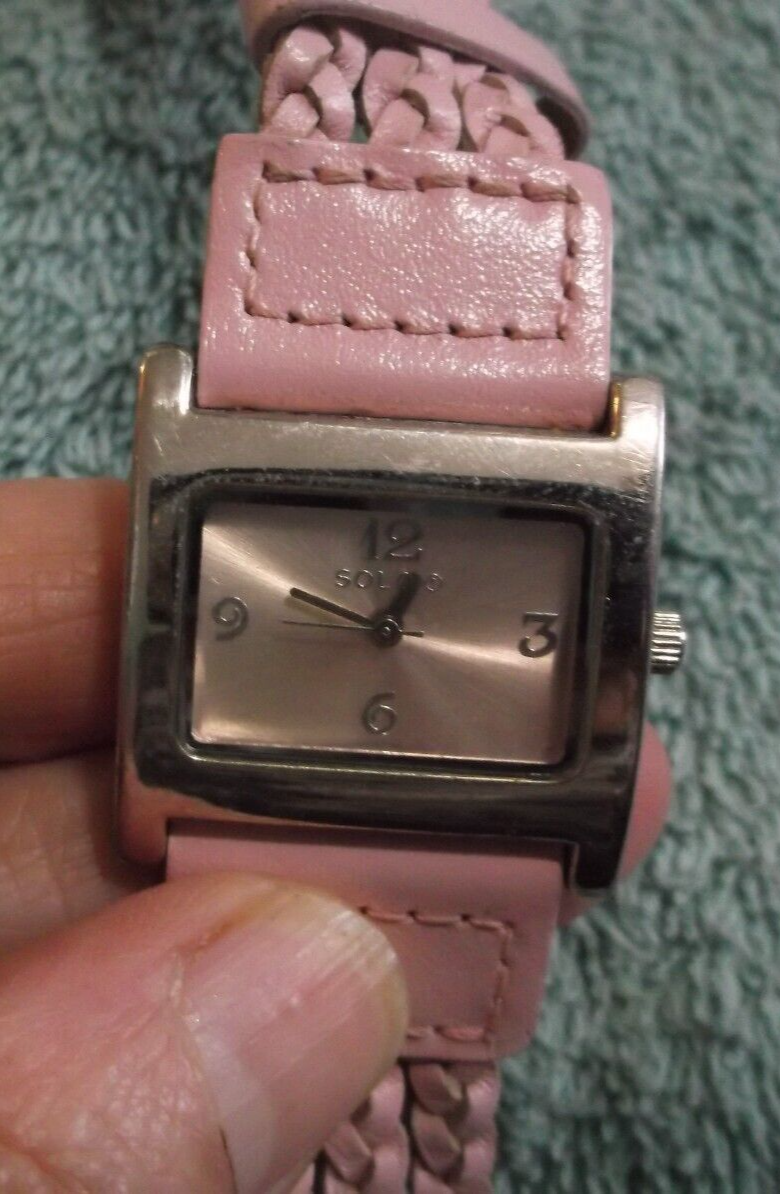 Solo Pink Leather Band Ladies Quartz Watch New Battery eBay
