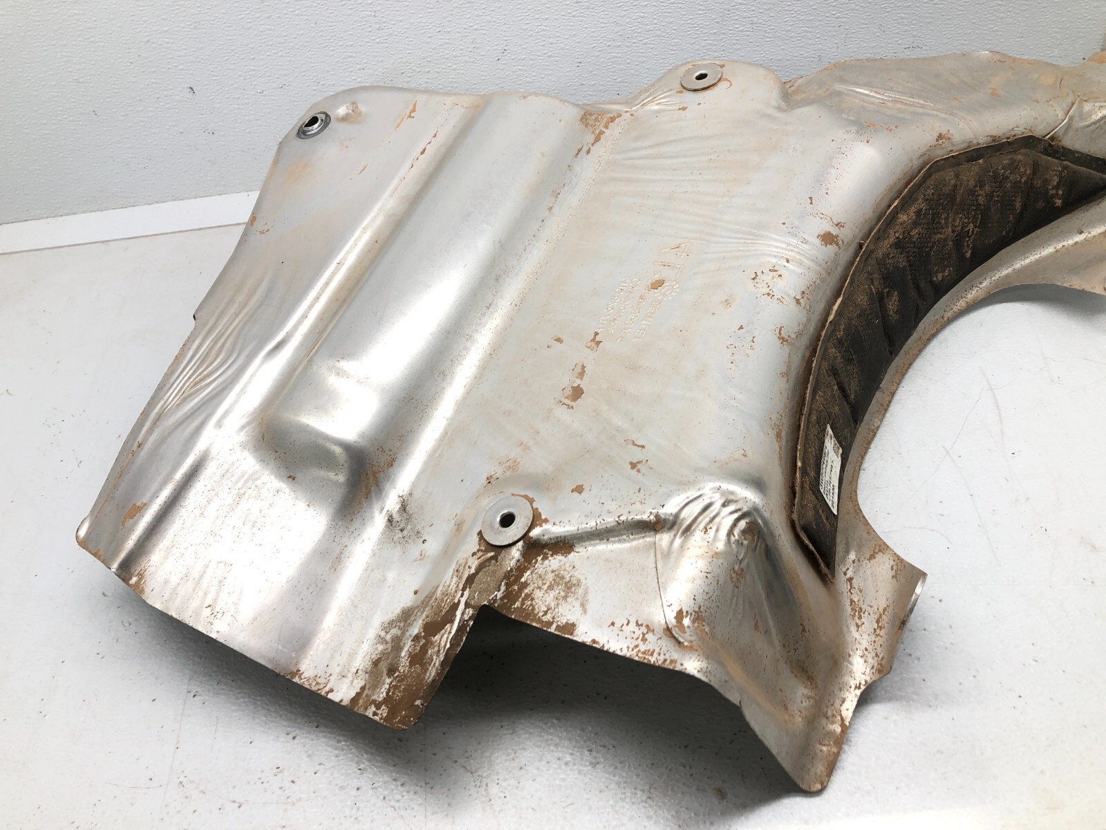 2014-2018 BENTLEY FLYING SPUR LEFT DRIVER REAR HEAT SHIELD SOUND DAMPER COVER OE