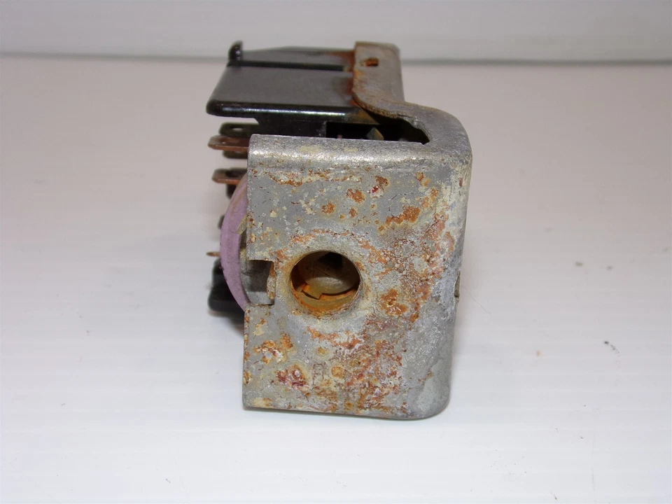Interruptor de farol 1963 Plymouth Fury 2290907 Dodge Chrysler AMC 1962 64 - 81 - Imagem 4 de 4