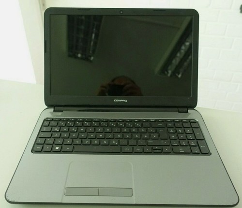 HP Compaq CQ15h-050ng 15,6" AMD Dual Core E1-2100 1 GHz 4GB RAM DVD-Brenner Akku