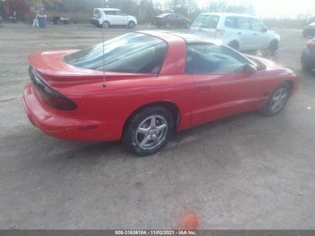 Radiator Fits 00-02 CAMARO 4156601 Foto 4 de 4