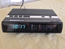 Radiosveglia Vintage con Display Fluorescente 