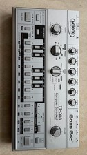 Cyclone Analogic TT-303 Bass Bot MK1 Roland TB-303 Clone