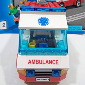 🔥LEGO 60023 CITY STARTER SET 100% Complete w/ Instructions & Minifigures NICE