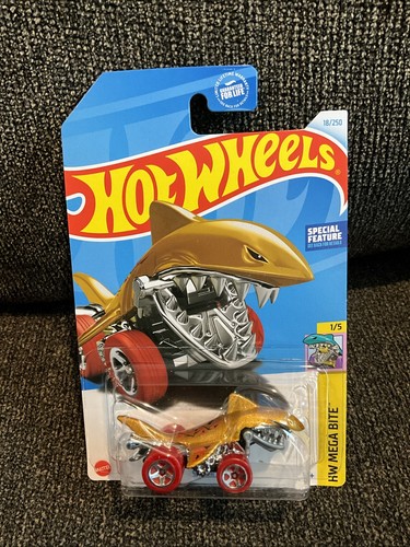 2024 Hot Wheels HW Mega Bite Shark Bite Gold - Picture 1 of 8