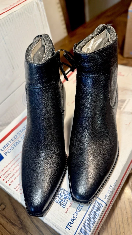 Botines Cole Haan Naia punta tacón bloque para mujer talla 8’s Foto 2 de 3