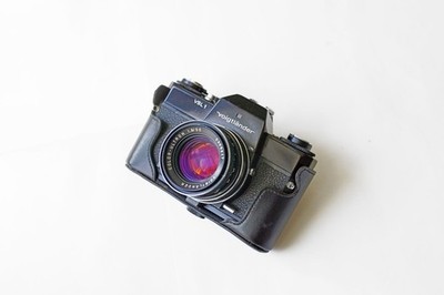 Voigtländer VSL 1  mit  VOIGTLÄNDER  COLOR-ULTRON   1,8 / 50 mm  Objektiv,  M42.
