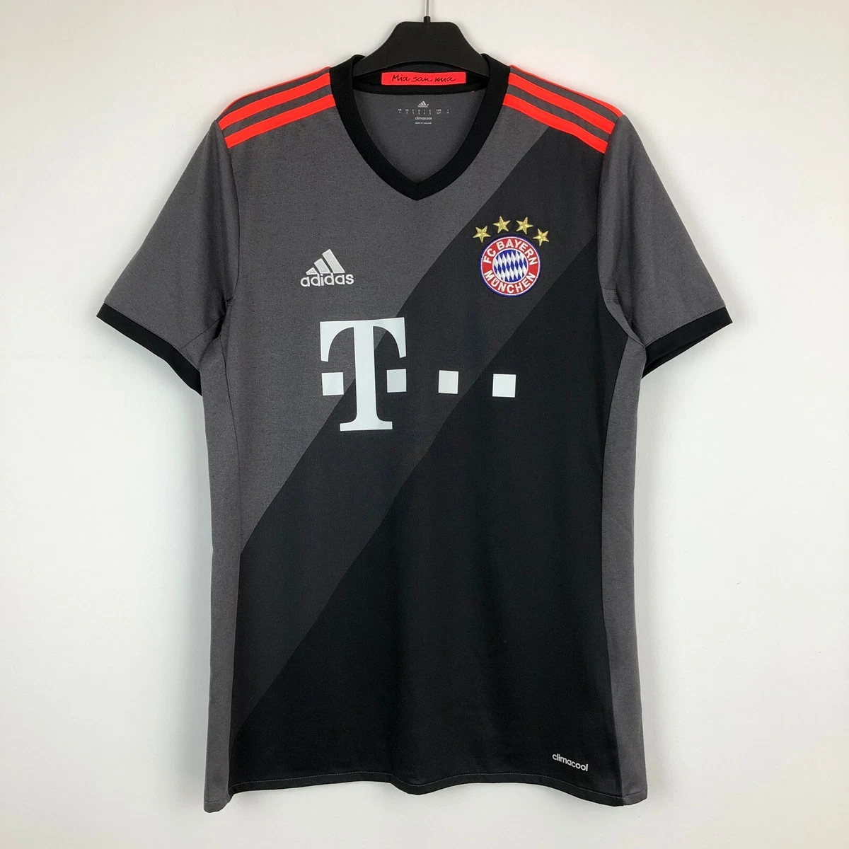 Bayern Munich 2016 2017 Away Football Shirt Soccer Jersey Camiseta