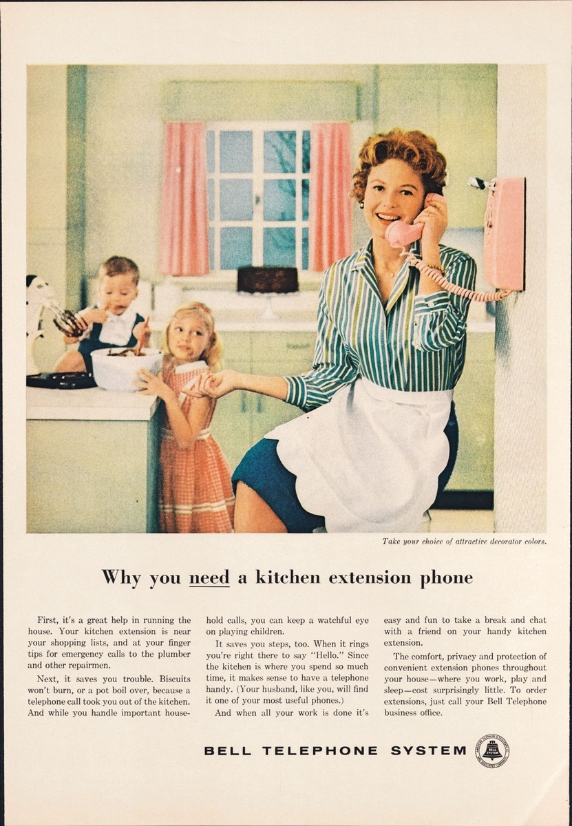 ヴィンテージ広告 Bell Telephone 女の子 レトロ 額入 1959 Bell Telephone Pink Phone Vintage Print Ad Mom Baking with