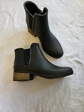 Unicare Chelsea Rain Boots, Black Rubber, Women's 8M. GWSB