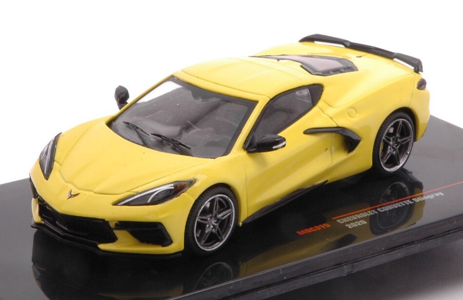 MODELLINO AUTO STATICO CHEVROLET CORVETTE C8 2020 GIALLO MODELLISMO SCALA 1:43