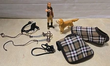 Schleich Horse Carer Stable Hand Girl Golden Retriever 2 Blankets Saddle Bridle