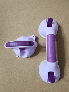 Gypsy Quilter & In-Between Gripper, Suction Cups to Lift Rulers, Quilting Sewing
