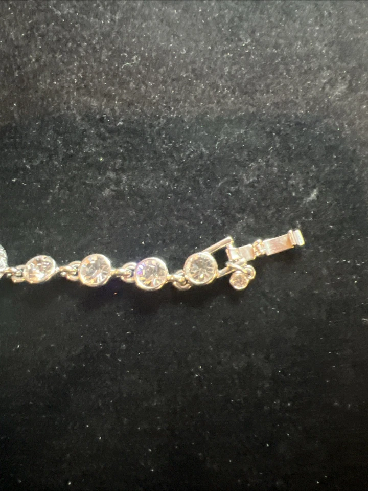 Pulsera Givenchy Vintage, Tono Plata, Grande Swarovski Y Cristal Pavé Foto 2 de 4