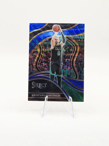 Kristaps Porzingis 2023-24 Panini Select Courtside Blue Wave SP /75 #262