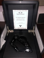 oakley carabiner Limited