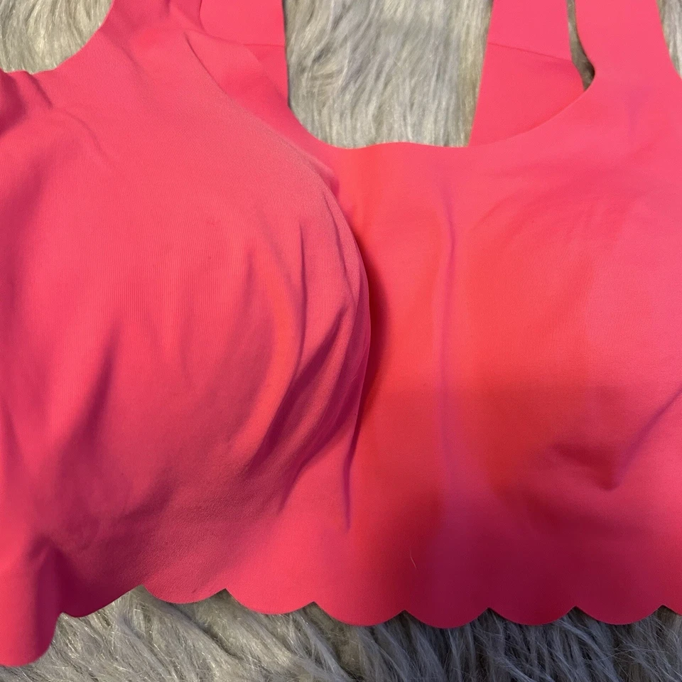 Sujetador sin cables No Boundaries para mujer junior talla mediana rosa inalámbrico unido Foto 3 de 4