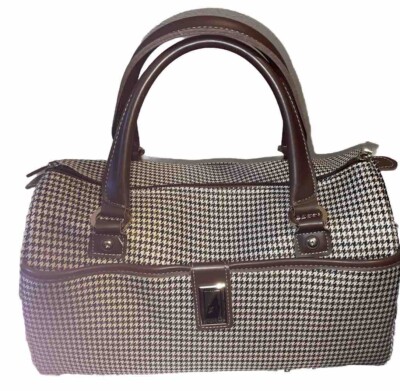 London Fog Cambridge 360UL Style#8800 Carry on Bag 16'' Very Gently Used If AtAll