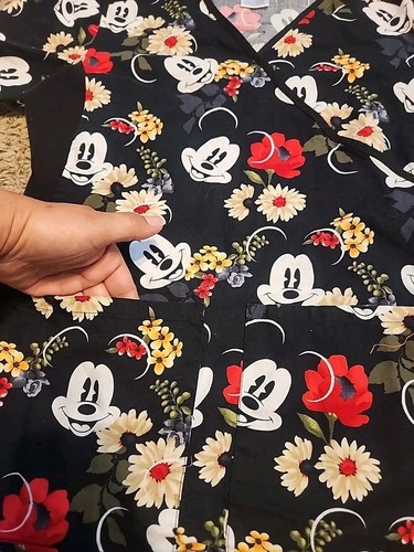 Scrubs Scrub Top Cartoon Disney Mickey Mouse Floral Size Xsmall Black - Picture 2 of 8