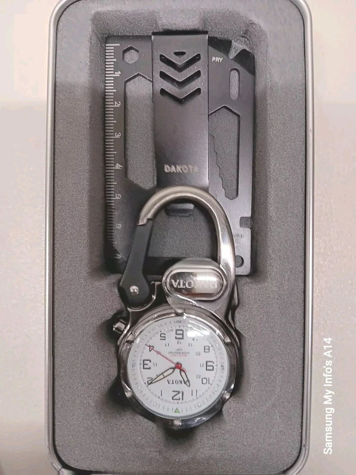 Microluz DakotaMiniclip - Antigua caja plateada esfera blanca Foto 3 de 4