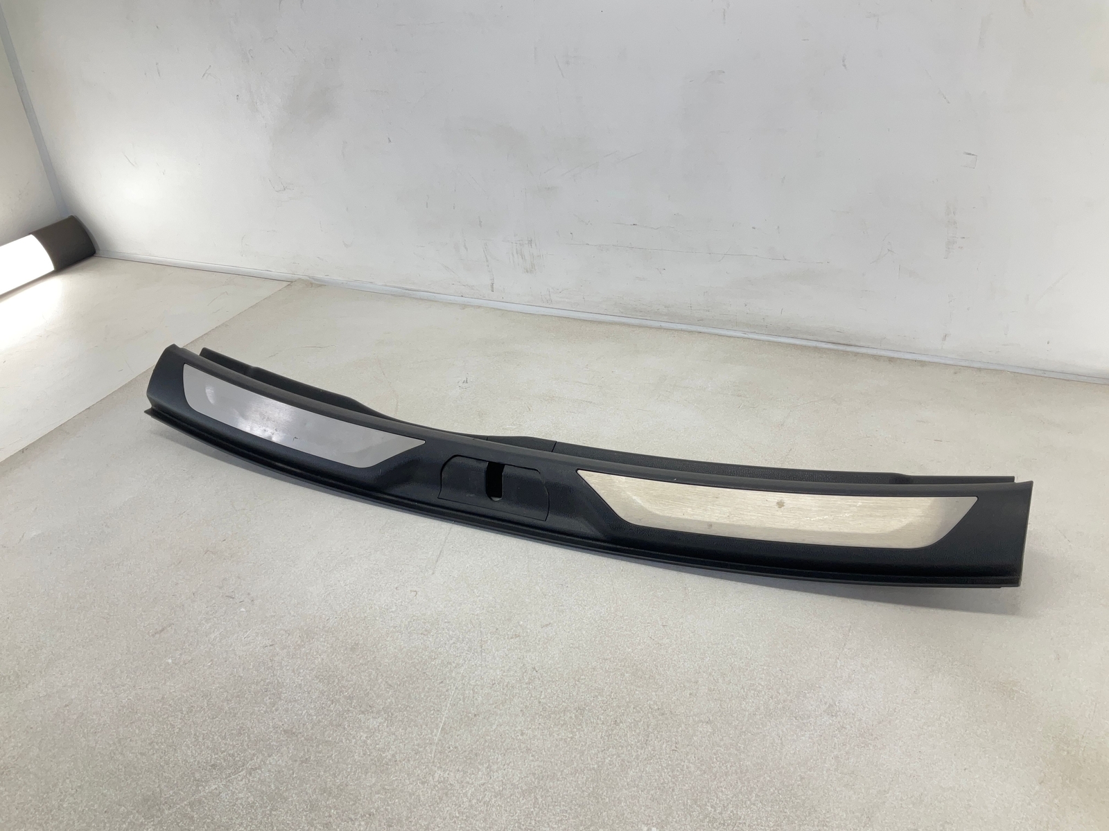 17-20 MASERATI Levante Rea Trunk Sill Scuff Plate Trim Cover