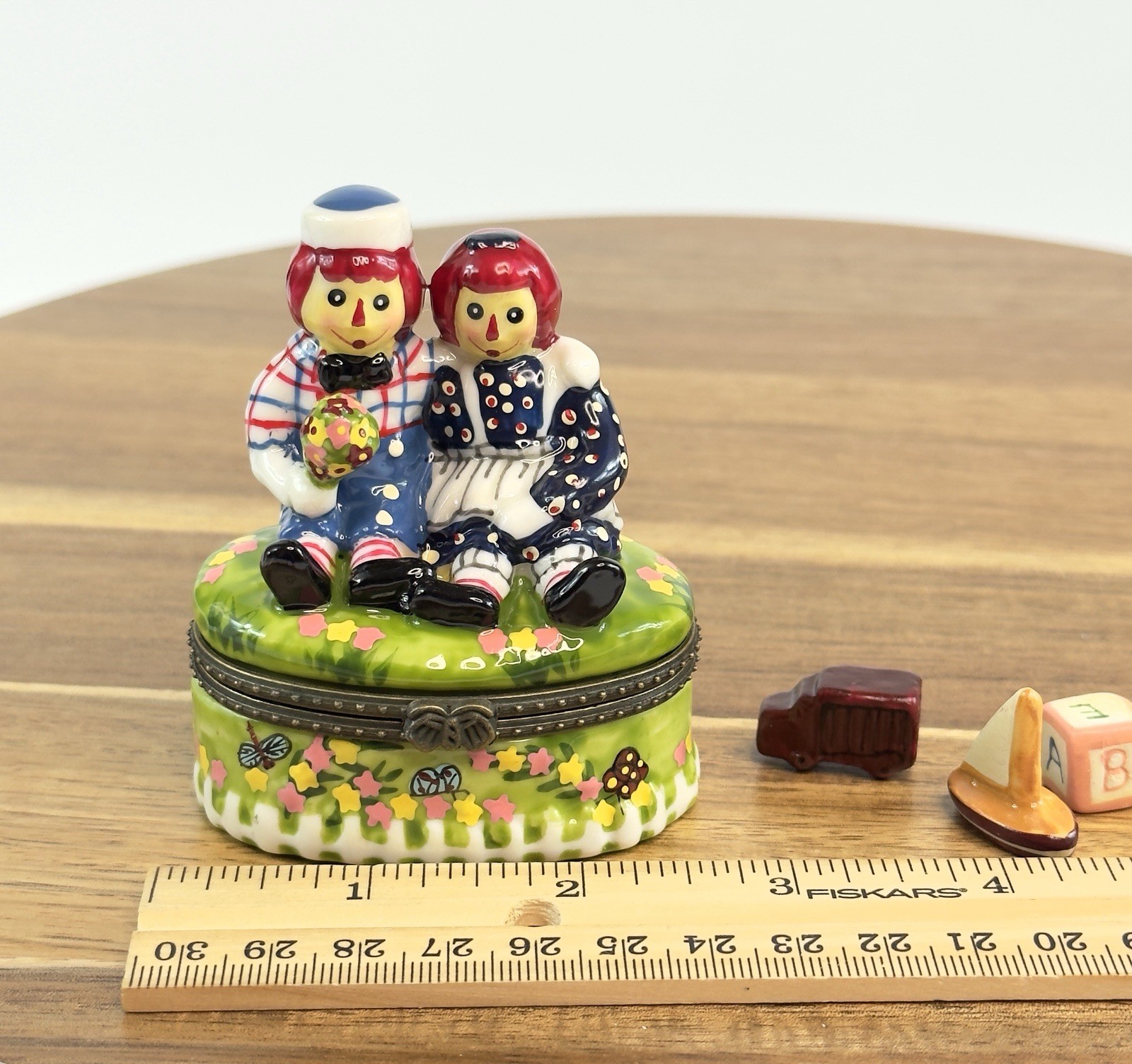 Porcelain Hinged Trinket Box Raggedy Ann And Andy