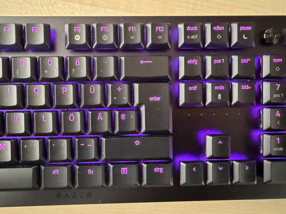 Razer DeathStalker V2 Pro, kabellose Gaming-Tastatur; RGB-Beleuchtung; DE - Bild 2 von 4