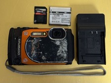 Olympus Stylus Tough TG-860 16.0MP Waterproof Digital Camera -Orange W/Extras 