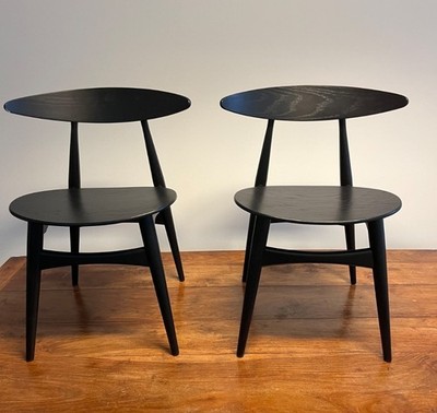 Pair of CH33 Dining Chairs Pair Designed by Hans J. Wegner Black Color