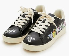 SZ 8 Sanrio HeLLO KiTTY FoReVeR 21 Black Snea...