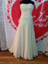 Wedding dress size 14 ivory chiffon, see measurement chart, Y