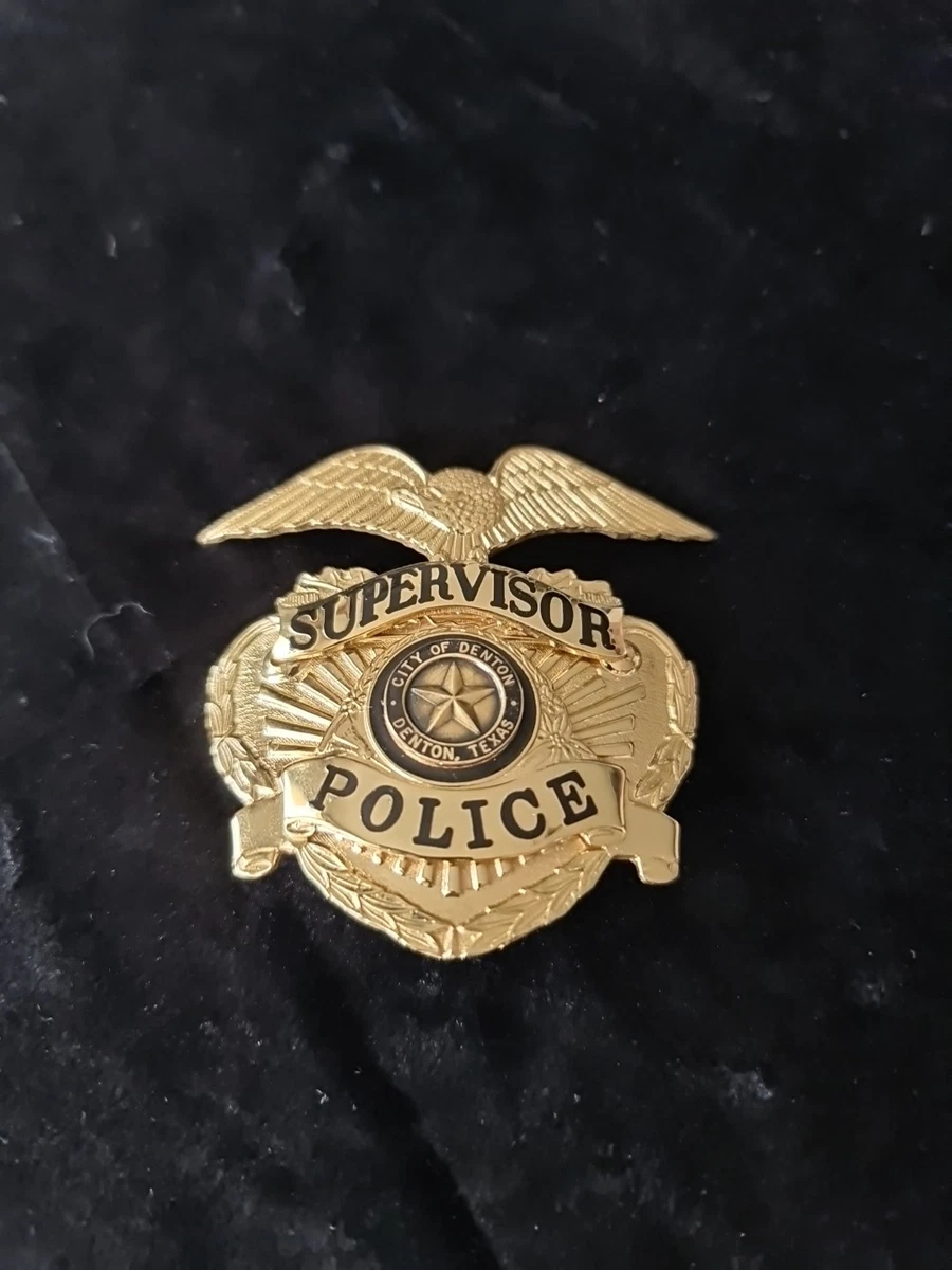 Original US obsolet"Supervisor Police" Hat Badge mit Hallmark von "Sun Badge Co"