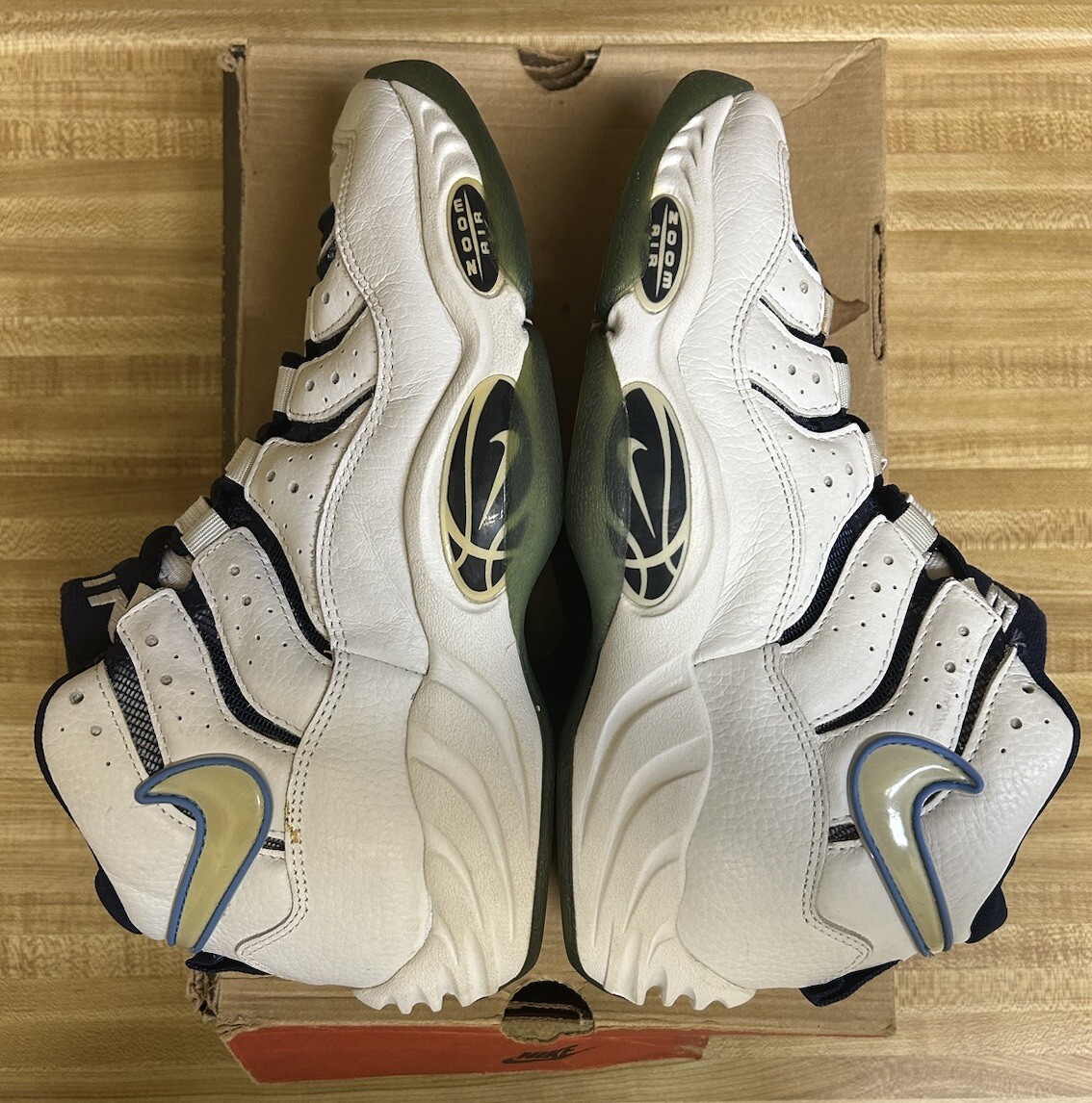 Nike Air Zoom 1.0 Flight OG White Carolina Blue 1995 Size Nike Air Zoom 1.0 Flight OG White Carolina Blue 1995 Size