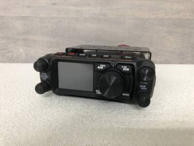 極美品　YAESU FTM-500D  50W Yaesu FTM-500DR Yaesu FTM-500DR 50W C4FM/FM 144/430MHz Dual
