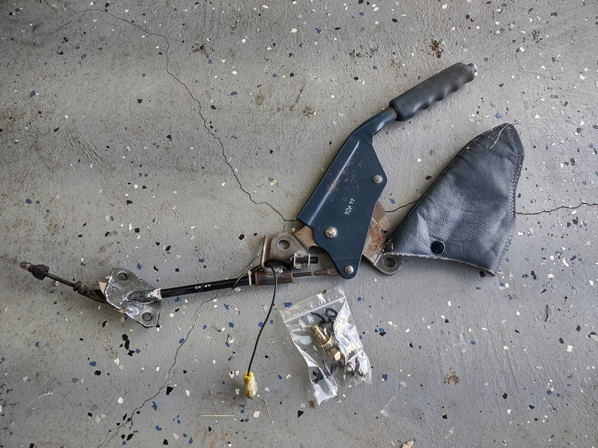 84-86 Nissan 300zx OEM E-Brake Handle Mechanism Z31 (87-89?) | eBay