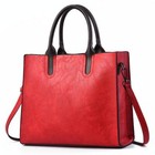 <!--F#f_0-->Retro Square Handbag for Commuting - Vintage Style - Red<!--F/-->