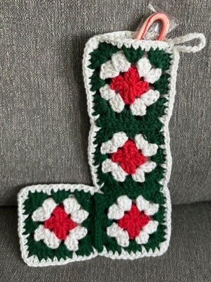 HANDMADE CROCHET Christmas Stocking Granny Square Red White Green Sock 100%COTTO