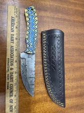 Beautiful Handcrafted Damascus Fixed Blade Knife With Hand Tooled Leather Sheath