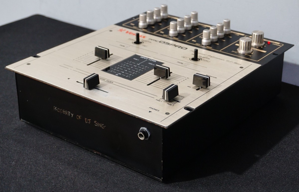 Vestax PMC 05 Pro Professional Performance DJ Mixer Mixing Controller / PMC05PRO | eBay Vestax PMC 05 Pro Professional Performance DJ Mixer Mixing Controller / PMC05PRO | eBay