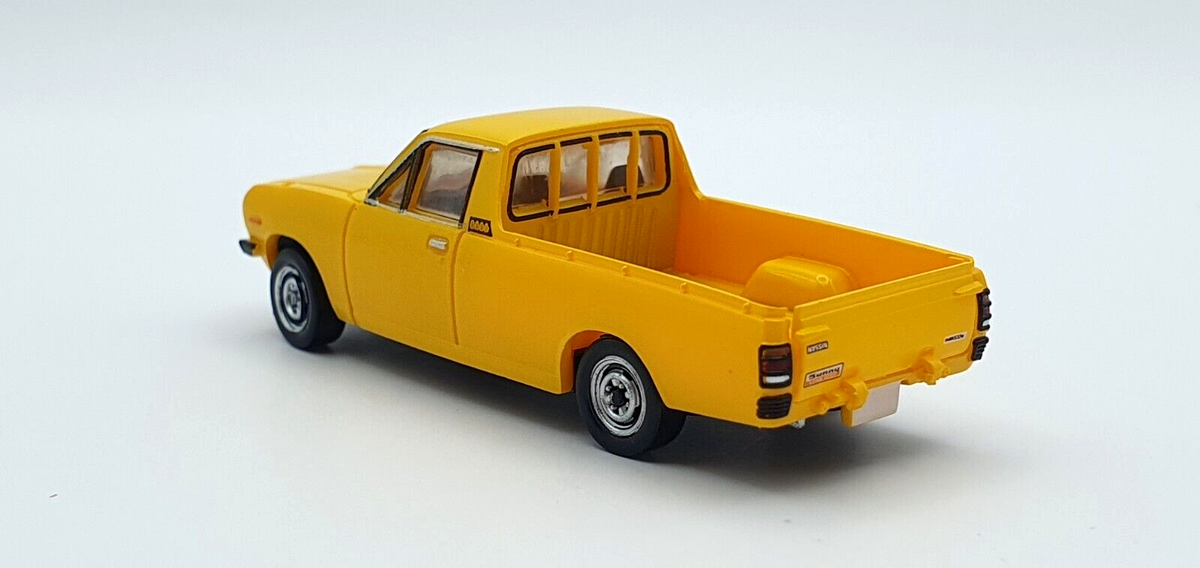 1/64 Toy's Cabin NISSAN DATSUN SUNNY TRUCK YELLOW GB122
