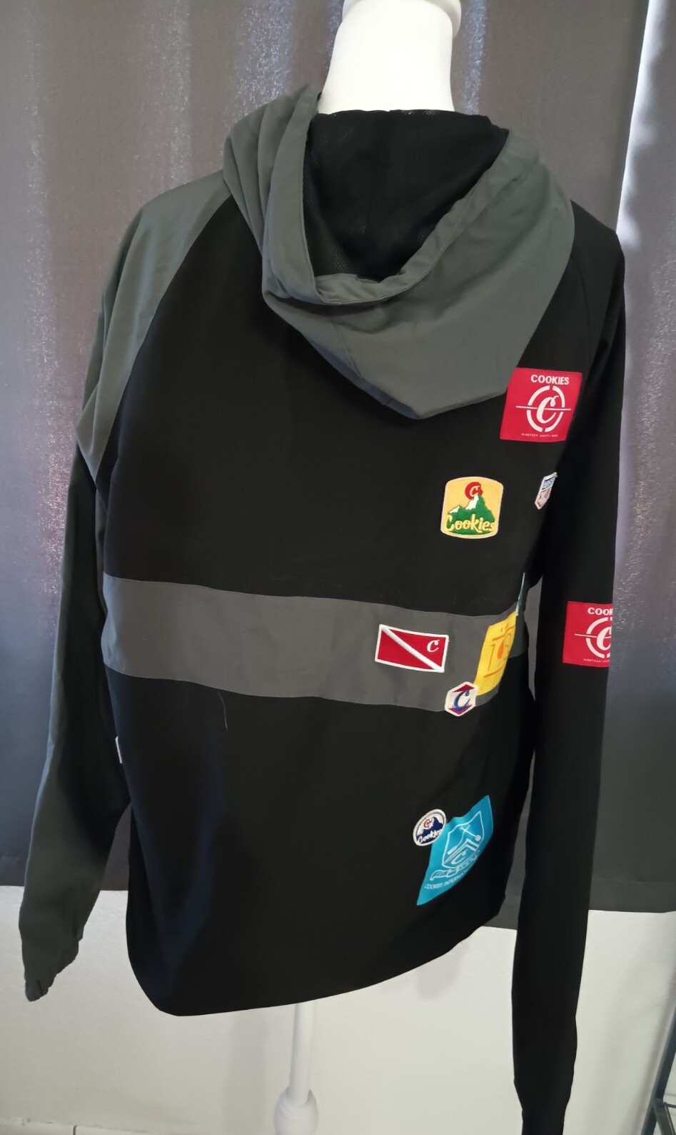 Cookies SF 1983 Hooded Jacket Multi Patches Zip Pocke… Gem