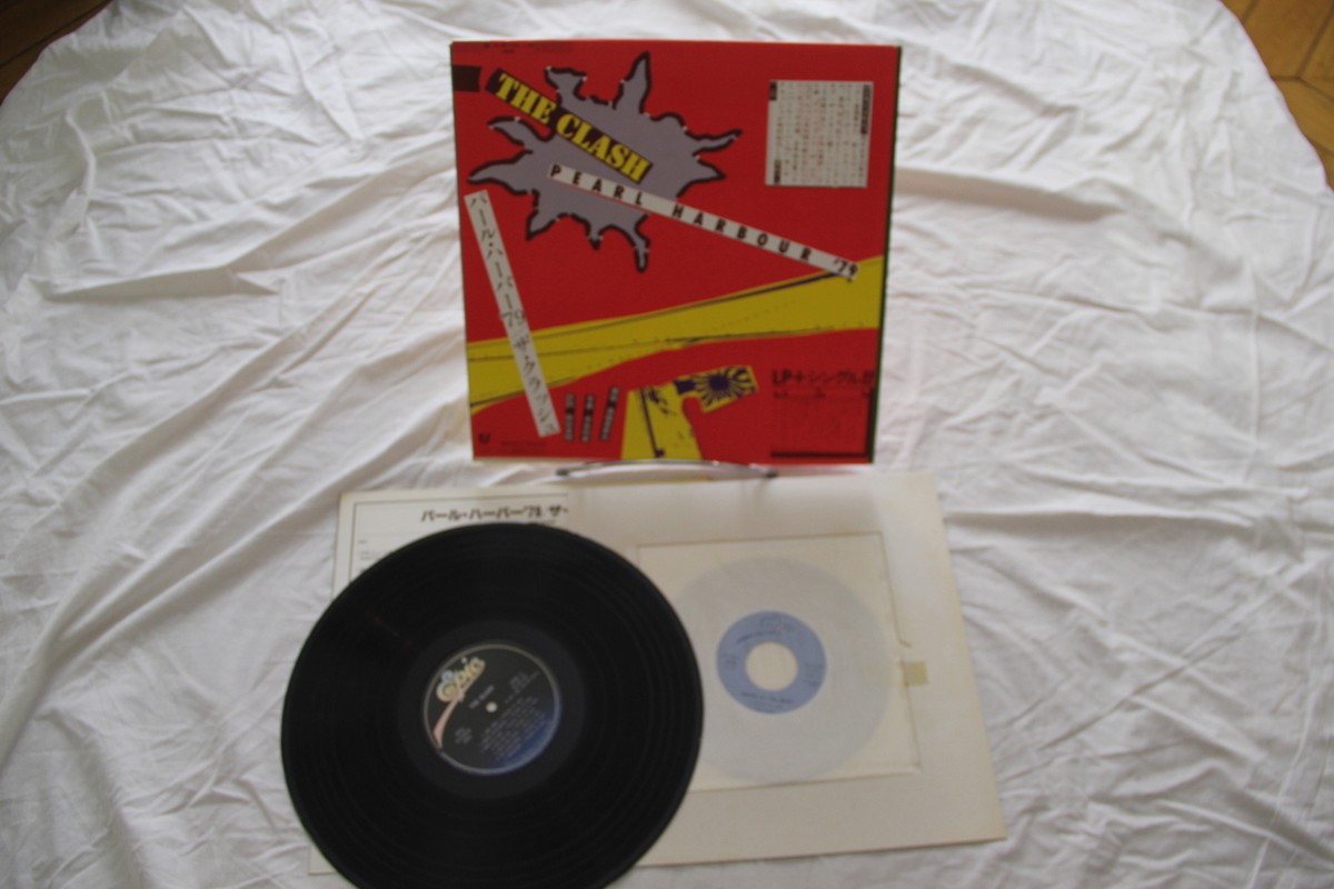 Pearl Harbour '79 The Clash Punk Vinyl LP US Epic 25 3P-139