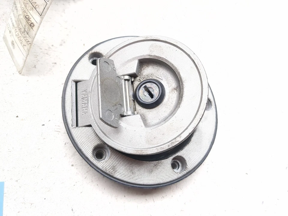 03-05 Yamaha YZF-R6 06-09 R6S Lock Set Ignition Switch Cap And Key - Image 4 of 4