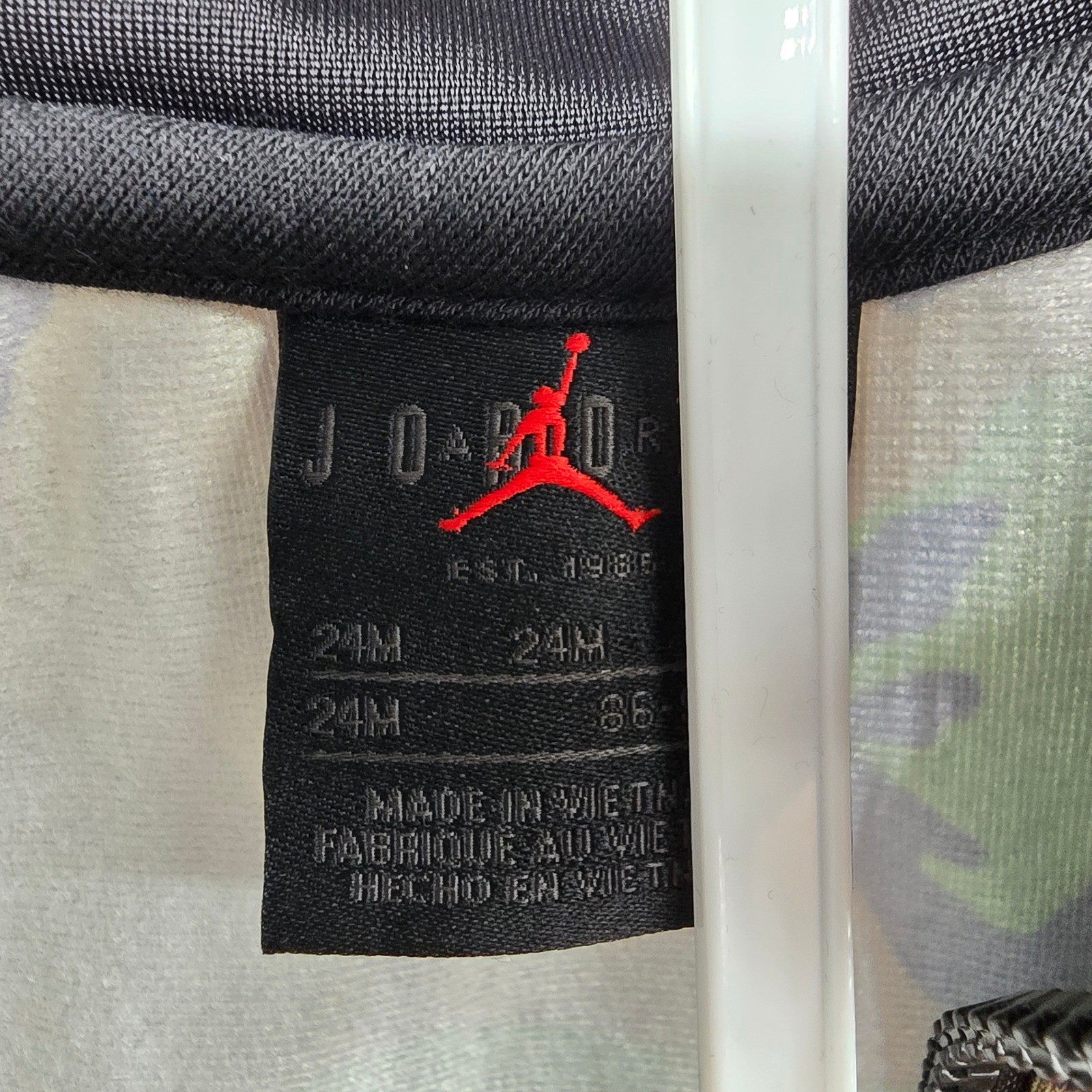 Jordan Toddler Boys Camo Nike Air Tracksuit 2 Piece Set Green Black 24M NEW thumbnail 5