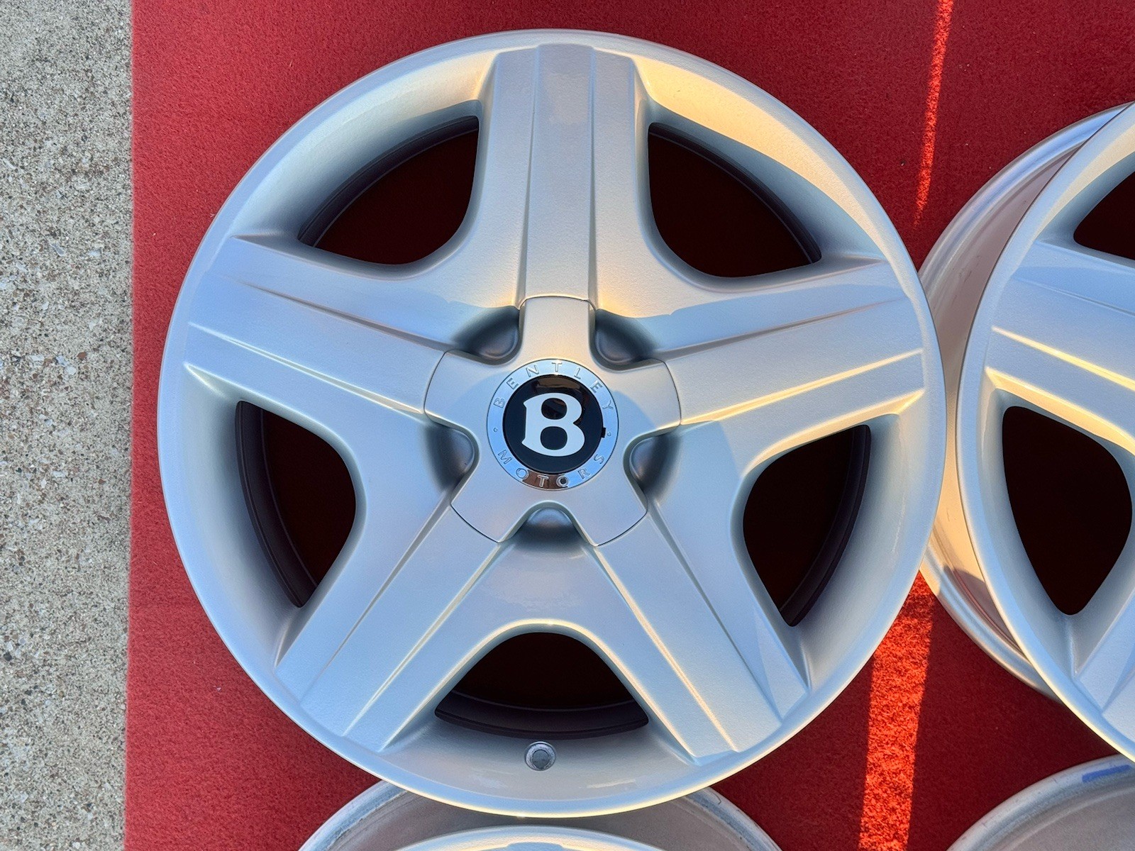 Bentley Continental GT Wheels Set of 4 Silver P/N 3W0601025H
