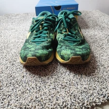 Brooks Launch 5 Shamrocks Mens Sneaker Size 10 St Patrick's Day Limited Edition