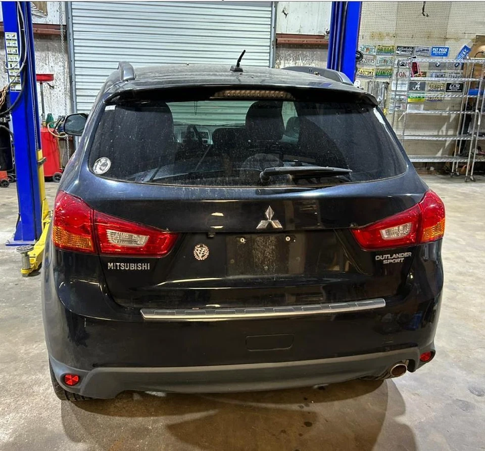 Se adapta a 11-20 MITSUBISHI OUTLANDER SPORT suspensión delantera travesaño base OEM Foto 4 de 4
